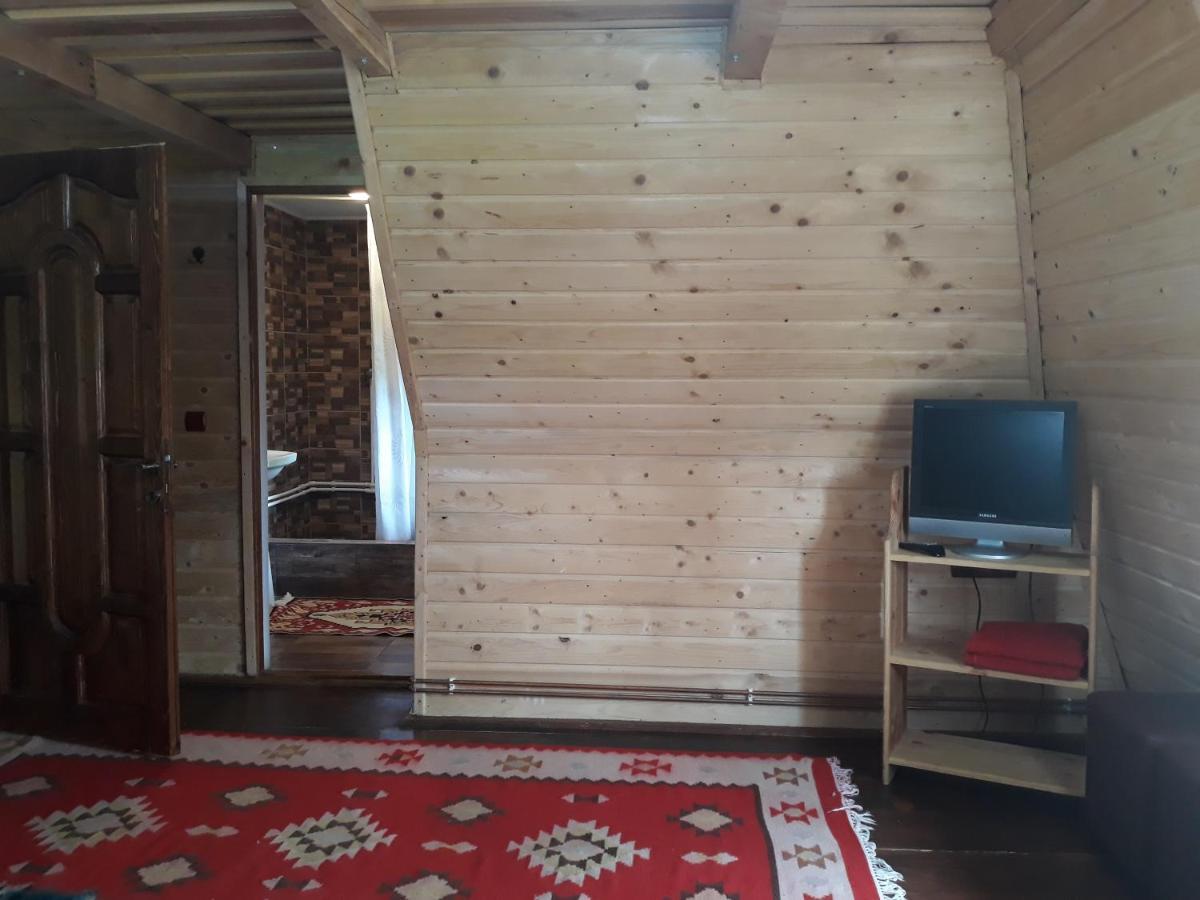 Pensiunea La Gorgan Vadu Izei Extérieur photo